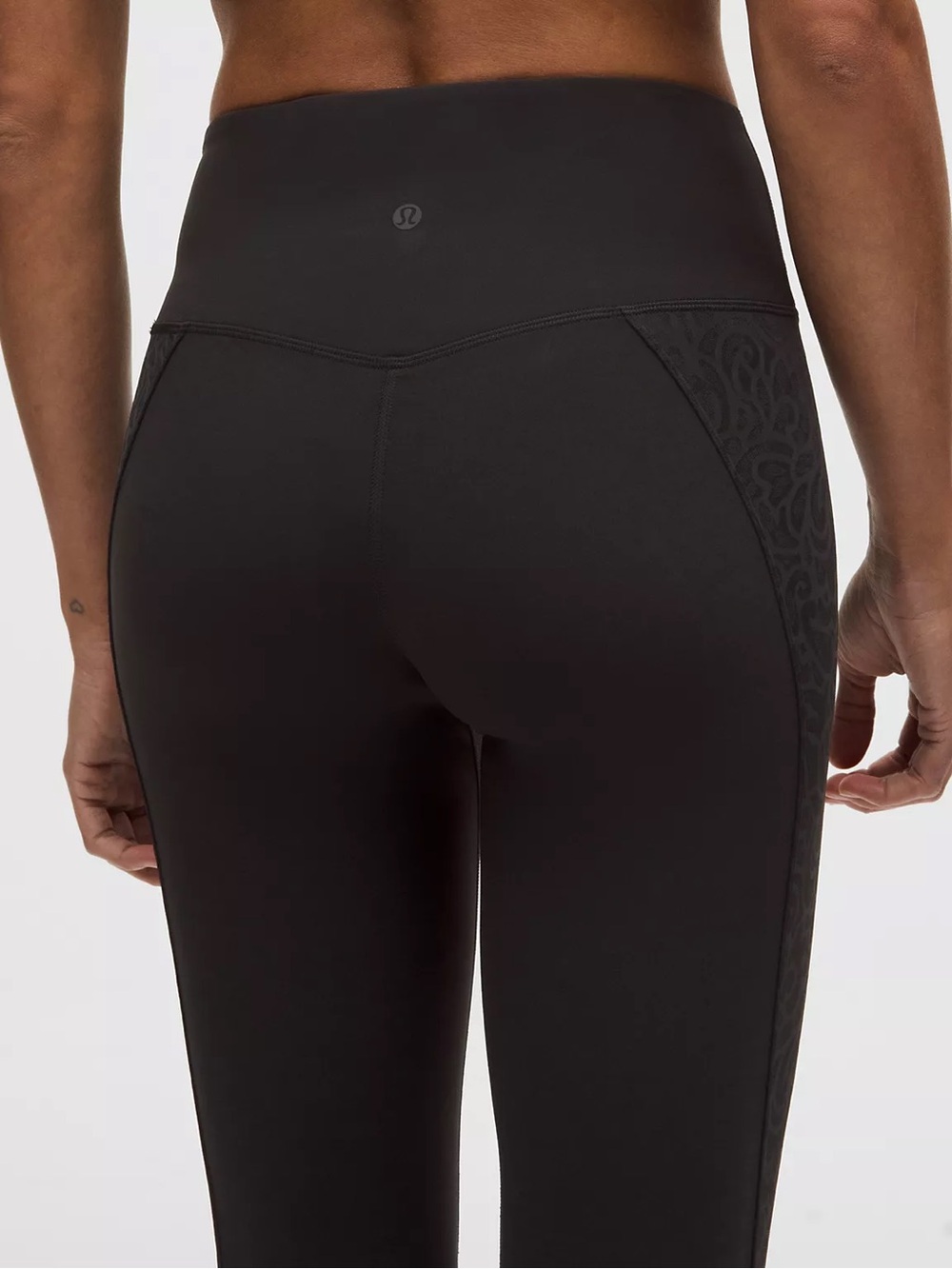 Lululemon Paisley Lace Overlay Tight Black Size 6 EUC High-Rise Yoga Leggings